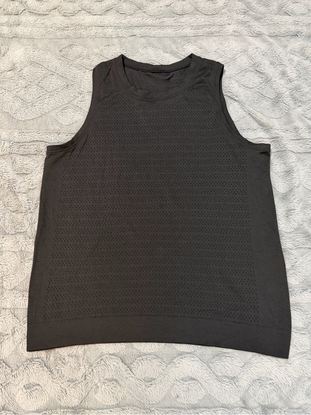 Lululemon Swiftly Material Shirt | Size 8 | Good Condition
